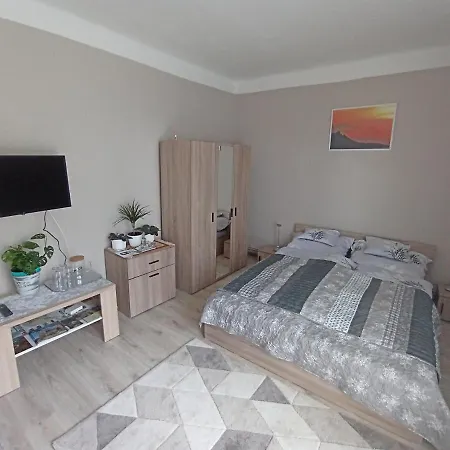 Karancs Apartment